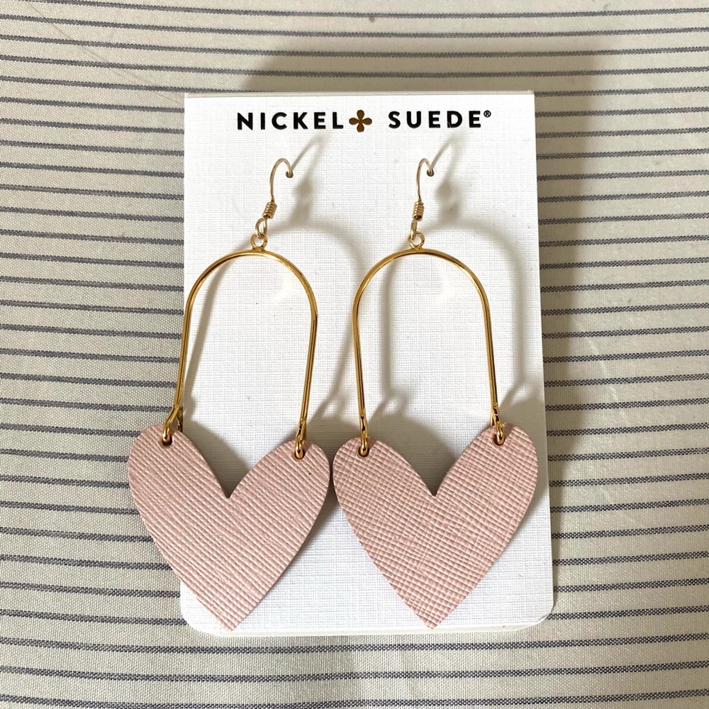 Nickel and Suede Desert Pink Sweetheart Hoops